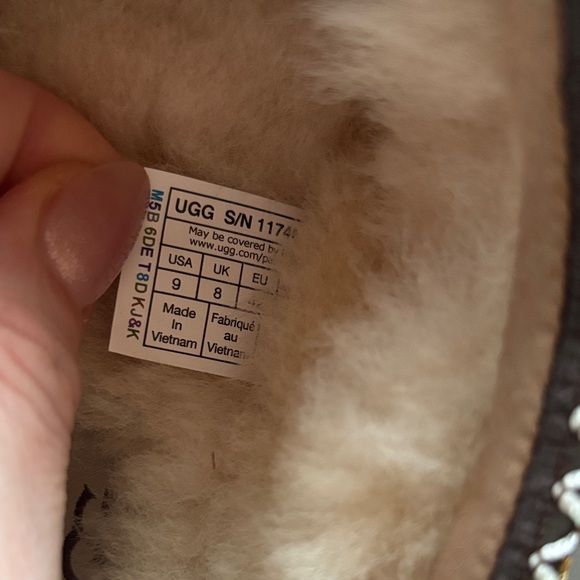 UGG Women's Chestnut/Tan Suede Shearling Slip-On Slippers - Picture 2 of 4